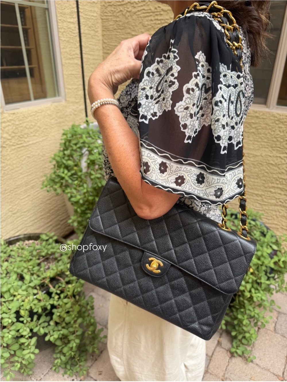 Chanel Classic Vintage Jumbo Caviar Single Flap